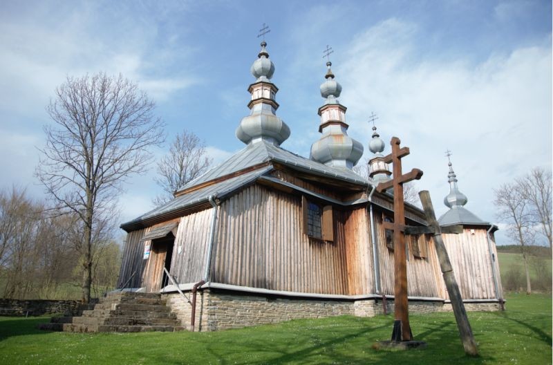 Drewniana świątynia sakralna św. Michała Archanioła. Źródło zdjęcia: A. Rokitowska